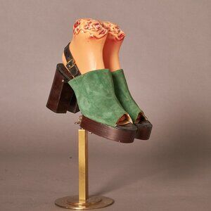 1970s Green Suede Retro Platform Heels Stacked Wood Heel